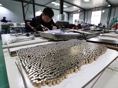 秦嶺春深處 寧陜的陶瓷電容器與基層遠行